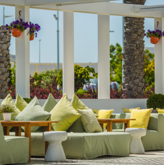 L'outdoor perfetto  by Alessandrelli Kitchen e Living